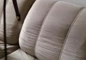 在進(jìn)行家具保潔作業(yè)的時(shí)候，要注意什么呢？